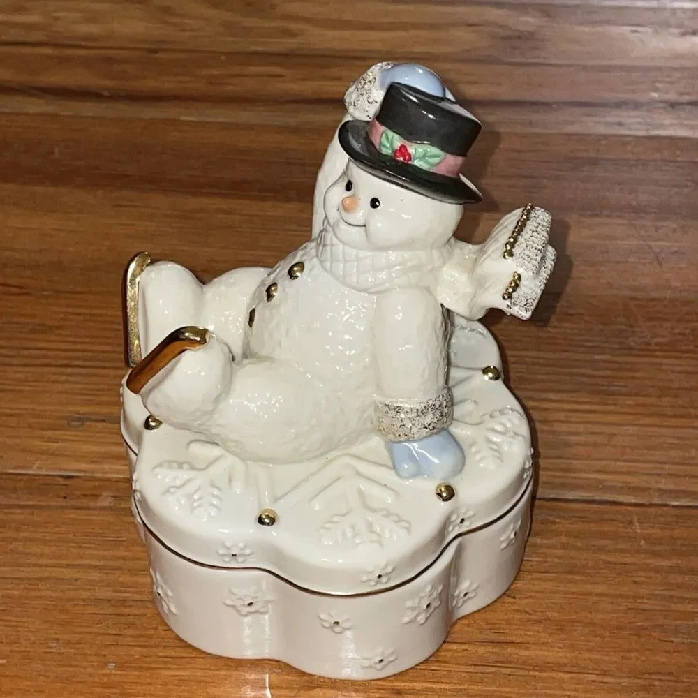 Lenox WINTER WONDERLAND Christmas Snowman Music Box Fine Porcelain Trinket Box